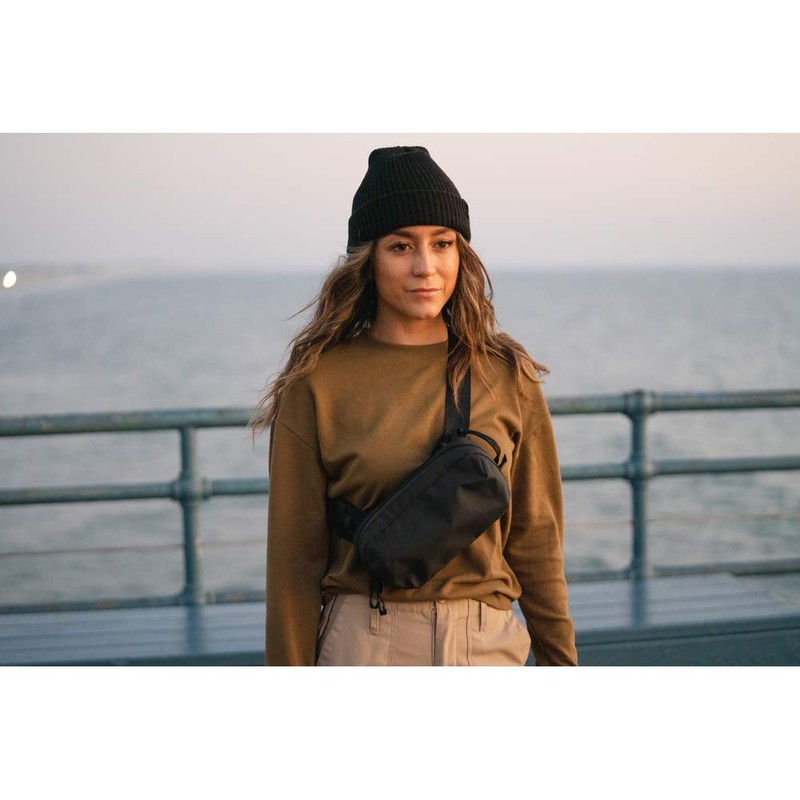 WANDRD D1 Fanny Pack, Black