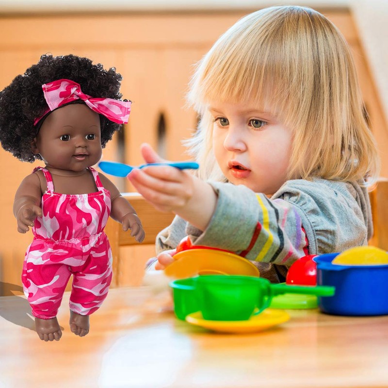 12インチ リアルな黒色のベビーガール人形 おもちゃ アフリカ系アメリカン 洗えるシリコンベビードール 人形服2セット付き (人形1枚のみ)