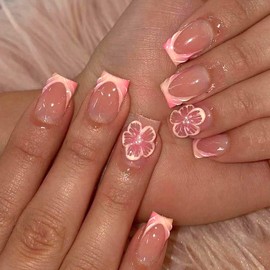 Viugex Press on Nails Short Square Nails with 3D Flower Beads Design, Natural False Nails, Shiny Gel Fingernails for Gluing, Full Cover Artificial Nails, Fake Nails for Women, Pack of 24