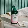 BODY SHOP VITAMIN E HYDRATING TONER 250ML