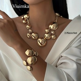 A Set of Round Pendant Necklace and Bracelet Made of Smooth Alloy, Featuring a Punk-Inspired Design That Is Both VintageColor: 2pcs Golden
