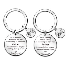 QMVMV Mummy to Be Gifts Daddy to Be Keyring Set Pregnancy Gift Baby Announcement Gift New Dad First Time Mum Keyring Gifts Future Mother Father Gift New Parents Gifts