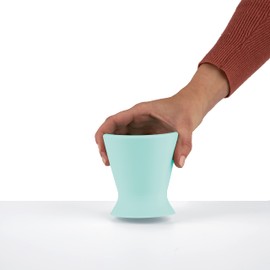 Ingenuity Bokee Baby Bottle Holder Hands Free – One-Hand Bottle or Sippy Cup Prep for Infant to Toddler, Green-Blue