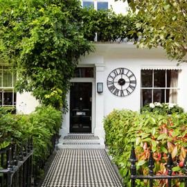 Retro Outdoor Clocks for Patio – 18 in Large Farmhouse Black Metal Outdoor Wall Clock Silent Battery Operated – Vintage Industrial Skeleton Outside Clock for Pool Area, Garden, Backyard, Porch