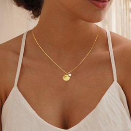 JOBICY Seashell Necklaces for Women, 14k Gold Pearl Pendant Necklace Dainty Gold Necklace for Women Trendy Summer Necklace Waterproof Beach Jewelry Gifts