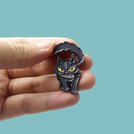 Black Cat with Blade Pin, Cute Cat Enamel Lapel Pin, Cartoon Animal Pin Badge for Clothing Bag Backpack Hat