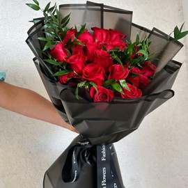 RUSPEPA RUSPEPA 20 Sheets Flower Wrapping Paper - Black Edge Frosted Waterproof Floral Bouquet Wrapping Paper - Florist Supplies Packaging Paper for Birthday, Wedding and DIY Crafts - Black