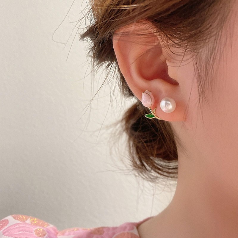 MAQVQLU Tulip Pearl Stud Earrings - Front and Back Earrings