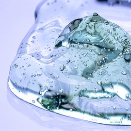 Micellar Makeup Remover and Facial Cleanser 100ml with Balls of Vitamin E and Vegetable Glycerin for Sensitive Skin, Removes Makeup, Moisturises and Cleanses Deeply Without