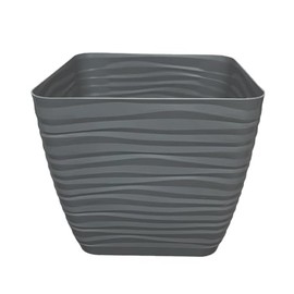 Maceta de plástico Cuadrada Acabado Acanalado a Rayas, Color Gris Oscuro Mate. Tamaño 17x17cm