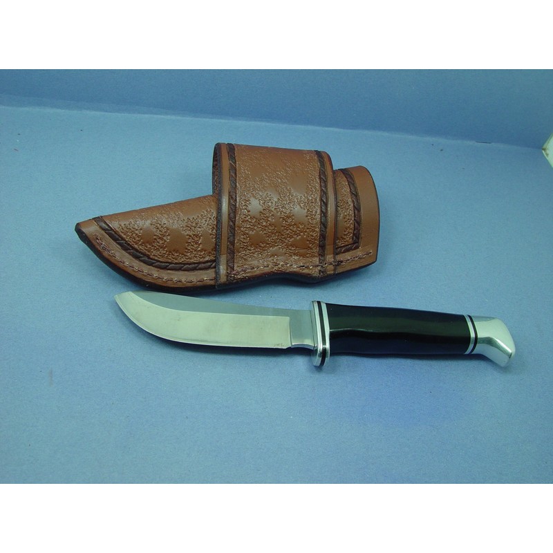 Cross draw knife sheath for the buck 103 knife.