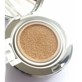 THE HISTORY OF WHOO Gongjinhyang Seol Radiant White Moisture Cushion Foundation #21