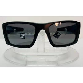 Oakley New Oakley Fuel Cell Sunglasses / Matte Black / Prizm Grey Polarized / 009096-J3