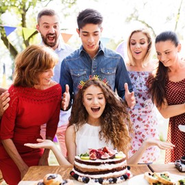 MBAIYO Happy Birthday Crown Rainbow Birthday Girl Headband, Happy Birthdays Crown Headpiece Alloy Colorful Party Headpiece Decorations Gift for Women Girls