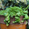 Garden Frog Statue Animal Statue Resin Climbing Frog Sculpture for