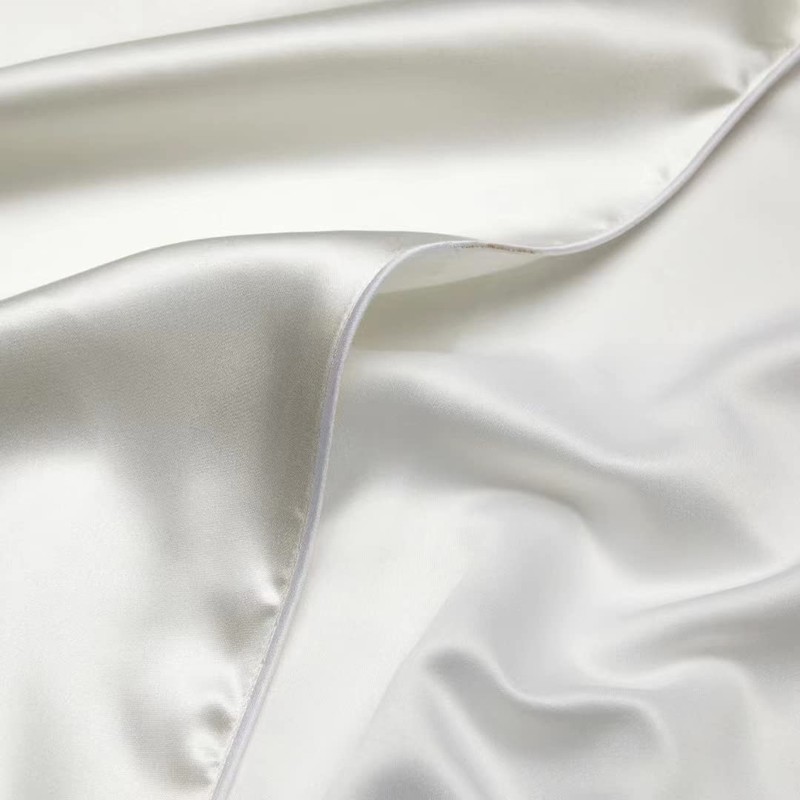 100% Mulberry Silk Charmeuse Silk Pillowcase With Lyocell underside for