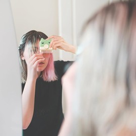 ZBJBinCH Children's Hair Trimmer, 2 in 1 Hair Razor Cutting Comb Tools, Bangs Trimmer, Split Ends Trimmer for Women (Apple Green)