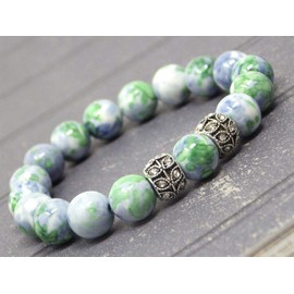 Damenarmband aus blau und grün rekonstituierten Jade-Perlen und Zentralperlen mit Kristallen