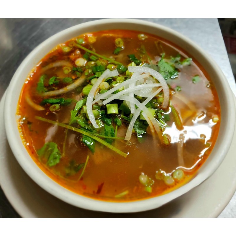 Chili Oil Hot Sauce with Lemongrass and Garlic 6 oz.