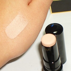 Clé de Peau Beaute [1+1]Clé de Peau Beauté Concealer 5gX2 Ocher N2 / [1+1]끌레드뽀 보떼 컨실러 5gX2 오커 N2