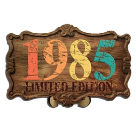 DARO Design - 39th Birthday Women & Men - Original Money Gifts Birthday 39th Wall Picture and Stand - Wooden Sign Guest Book - Gifts for 39th Birthday Man Woman Decoration - Birth Year 1985