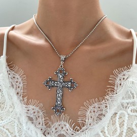 MIQIQAO Vintage Silver Cross Pendant Necklace Crucifix Necklace Boho Cross Necklace Chain Jewellery for Women and Girls, Rhinestone
