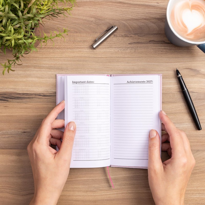 2027 Slim Diary Week to View - Bees Hardback Planner