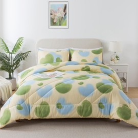 Caressma Heart Print King Size Comforter Set, Green and Yellow Blue Lovely 3 Pieces Comforter Set with Matching Pillow Shams for All Seasons