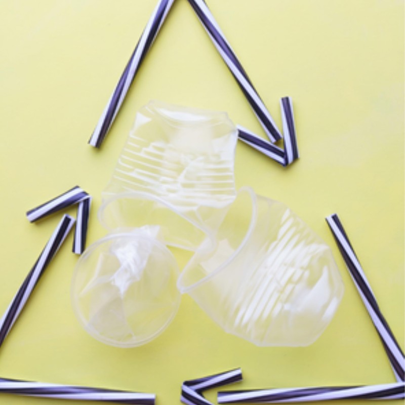 AIOS 50 x Smoothie Cups with Dome Lids Made from