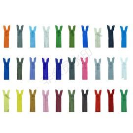 LIL YKK Zip Plastic Teeth No. 5 Medium Coarse Separable (580 Black, 45 cm)