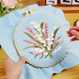 Floral Embroidery Kits for Adults Beginners, Stamped Cross Stitch Kit with Flowers Pattern, Hand Needlepoint Embroidery Starter Kit, Cross Stitch DIY Craft Set with Threads Needles Hoop Instructions