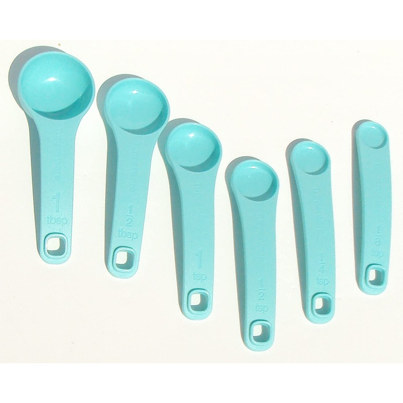 Tupperware Measuring Mates Set Cups and Spoons in Aruba Blue