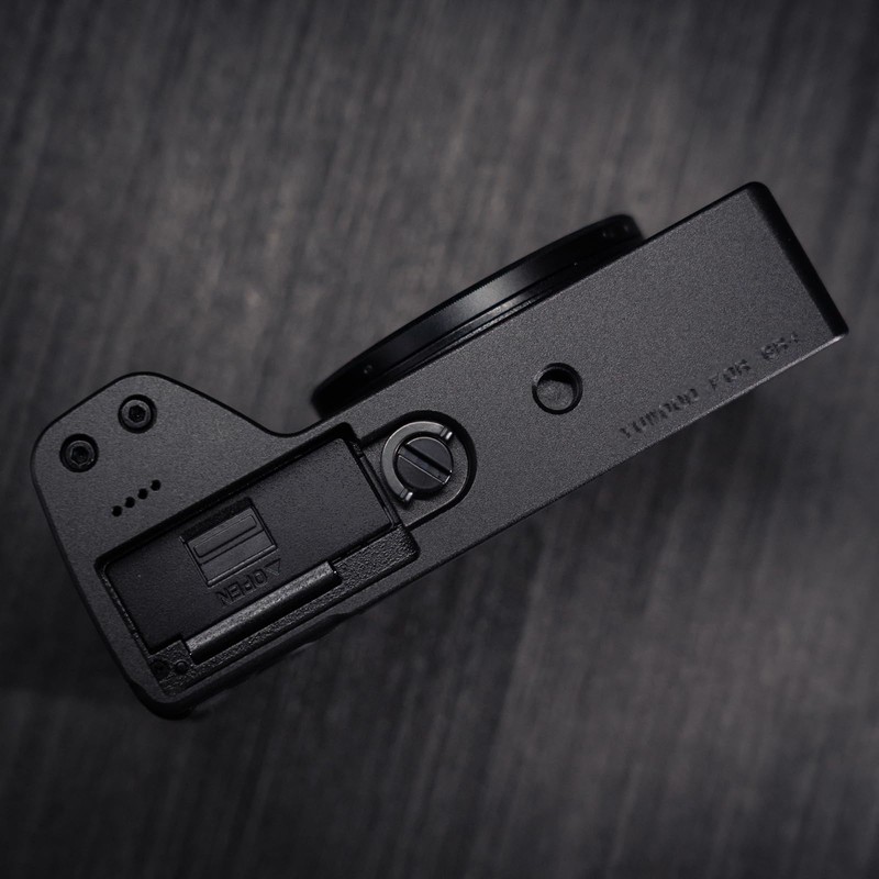 Iborrys Premium Real Wood Camera Grip, Compatible with Ricoh GR