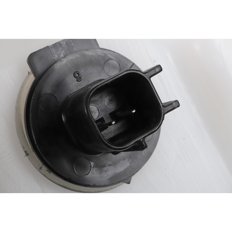 GM Genuine Parts 84763629 Windshield Washer Solvent Container