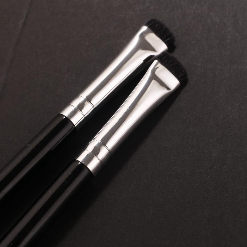 UltraShort Eyeshadow Smudge Brush, Makeup Brush High-End for Creasing &