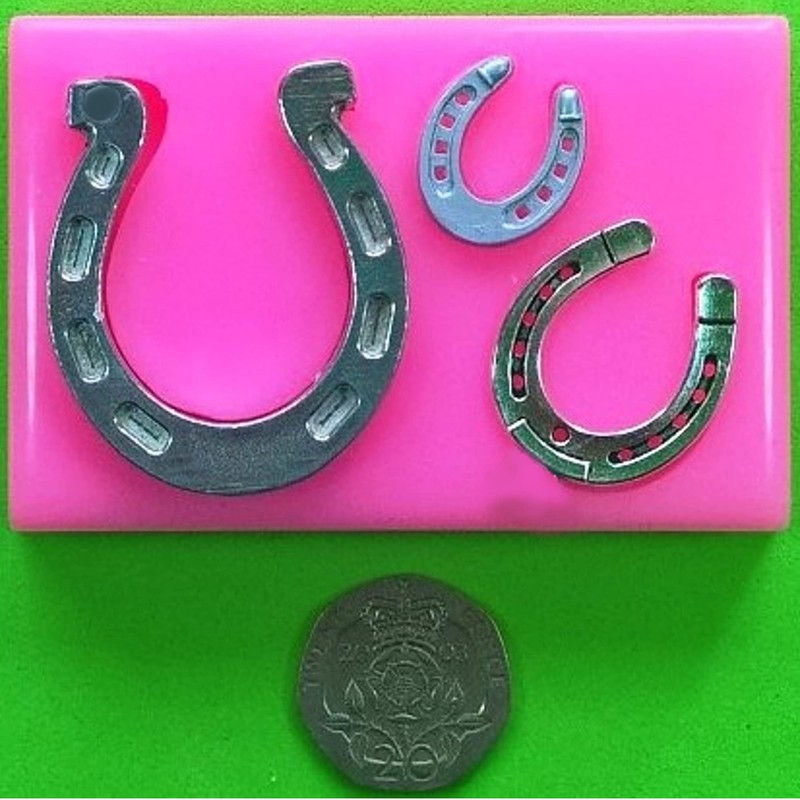 Lucky Horseshoes Various Sizes Weddings Celebration Mould by Fairie Blessings