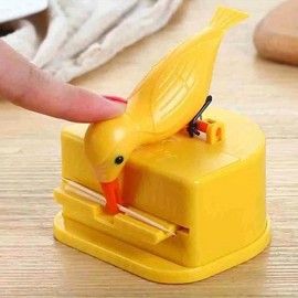 Ghwei Yellow Woodpecker Toothpick Dispenser, Cute Bird Toothpick Dispenser, Bird Shaped Automatic Boxes, Novelty Automatic Holder for Families Hotels Restaurants Toothpick Holders Accessories