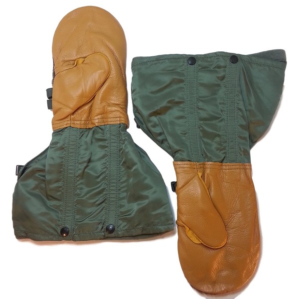 U.S. Military Arctic Mitts