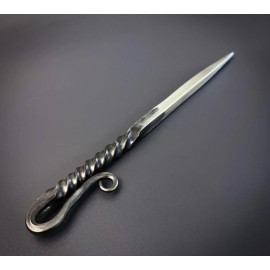 7-inches Medieval Hand Forged Scandinavian Viking Eating Half Twisted Spike