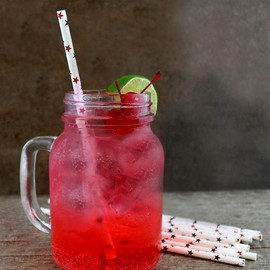 BarConic® "Eco-Friendly" Paper Straws - 7 3/4" American Stars - Packs of 100