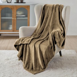 Bedsure Cuddly Fluffy Fleece Blanket, Warm Winter Soft Sofa Blanket, Small Blanket, Couch Blanket, Cuddly Blanket, Children's Living Blankets, 130 x 150 cm, Sofa Throw Blanket, Beige