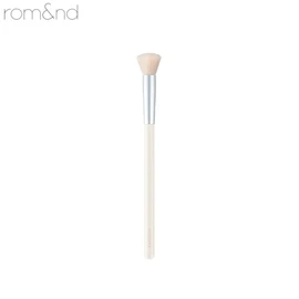 ROMAND Point Volume Brush 1ea