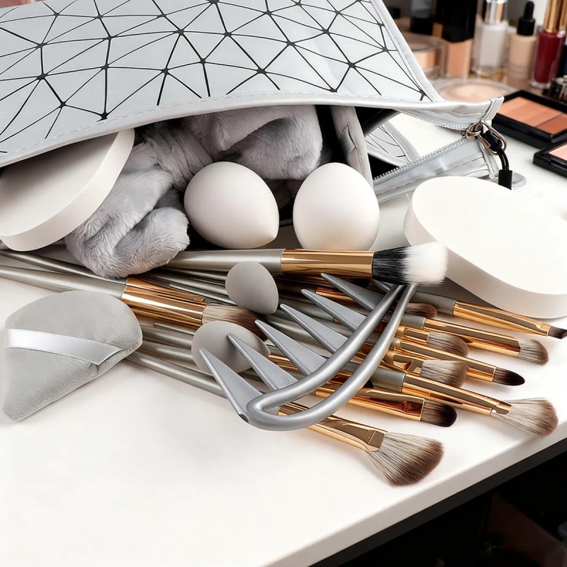 Kit De Herramientas De Maquillaje Con Brochas Y Esponjas Gris