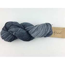 Manos Del Uruguay Silk Blend Fino 427 Mourning, 100 g, Wool with Silk for Knitting and Crocheting, Merino Silk Blend, Hand-Dyed with Colour Gradient