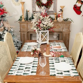 DineDia Merry Christmas Placemats 18x12 Inches Set of 4, Xmas Tree Green Table Decor, Winter Burlap Farmhouse Indoor Outdoor Seasonal Decoration Mats for Holiday Home Party DP007-4