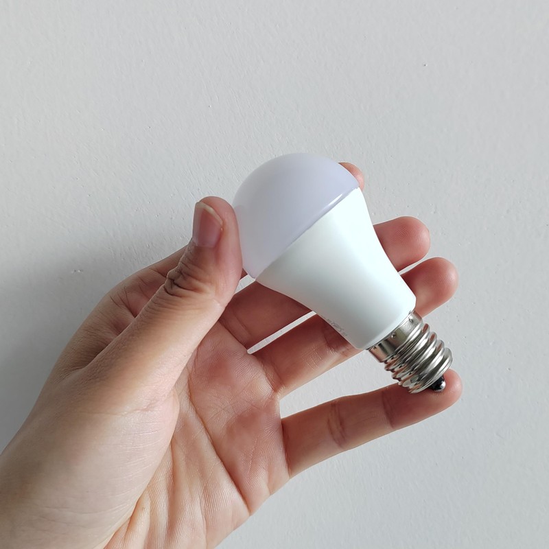 Heifymi E17 Intermediate Base LED Bulb, 5 Watts(40 Watts Equivalent),