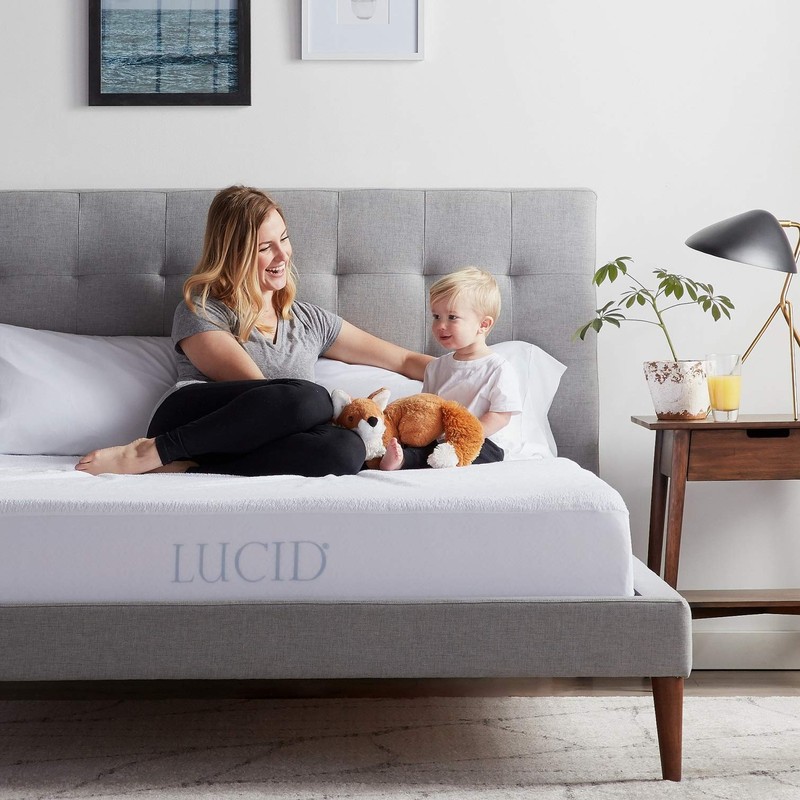 LUCID Premium Hypoallergenic 100% Waterproof Mattress Protector - Universal Fit,
