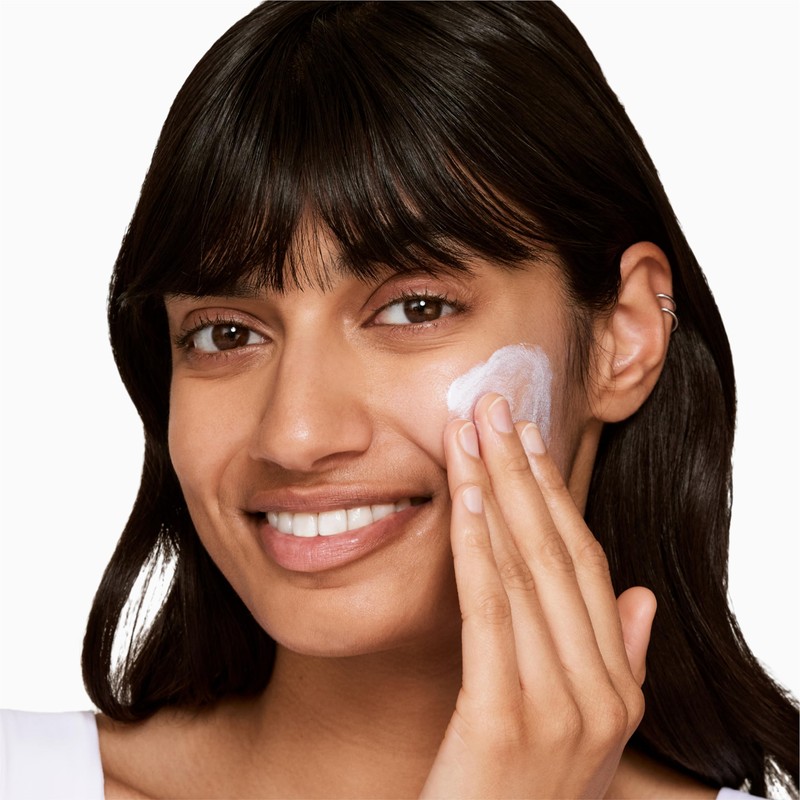 Clinique SPF 50 Mineral Sunscreen Fluid For Face | Zinc