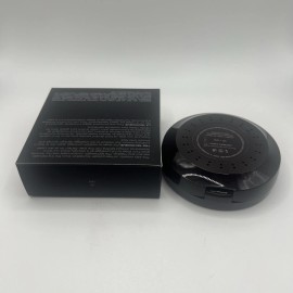 Laura Mercier ~ Smooth Finish Foundation Powder ~ Shade 1N1 01 ~ BNIB