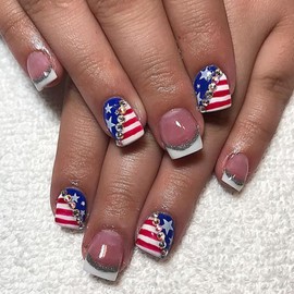24Pcs 4th of July Press on Nails Short Square French Tip Fake Nails with Red Blue Star American Flag Design Glitter Gems False Nails Full Cover Glue on Nails Independence Day Stick on Nails for Women
